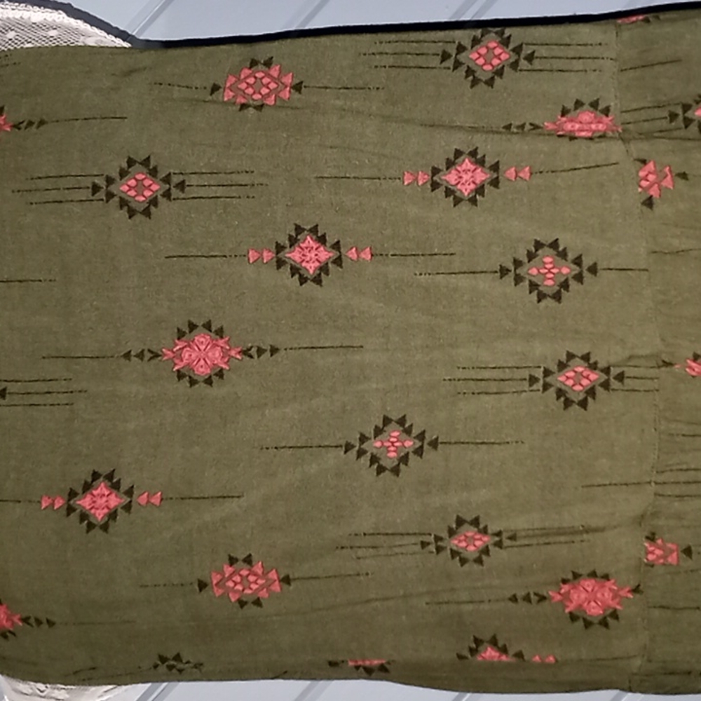 TORRID green Aztec boho tiered tank blouse - Picture 4 of 10
